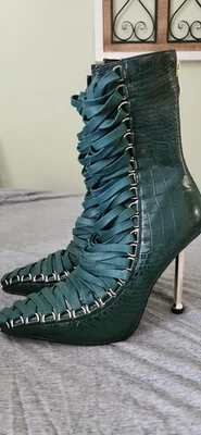 Azalea Wang 狙击手系带靴高跟鞋,尖头,7.5 维多利亚哥特垃圾 — 第 1/4 张图片