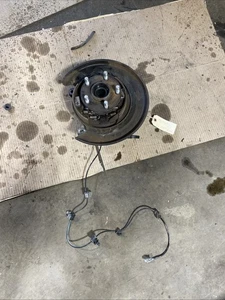 2014 2015 2016 Subaru Forester Rear Left Driver Knuckle Spindle Abs Sensor - Picture 1 of 16