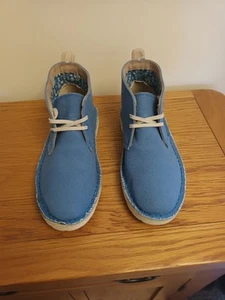 Ladies Gorgeous CLARKS Originals Light Blue Canvas Desert Boots Size 4 - Picture 1 of 6
