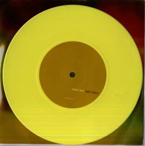 PEARL JAM "LIGHT YEARS" 7' reissue yellow vinyl sealed - Foto 1 di 1