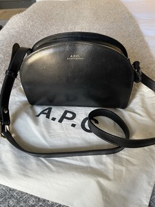 apc bolsa demi lune