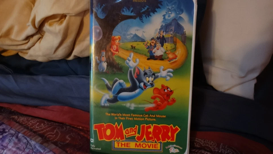 Tom and Jerry - The Movie (VHS, 1999, Clam Shell) - Image 1 of 1