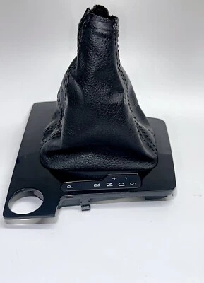 Volkswagen Passat, 2012-2015 consola central moldura OEM Foto 1 de 3