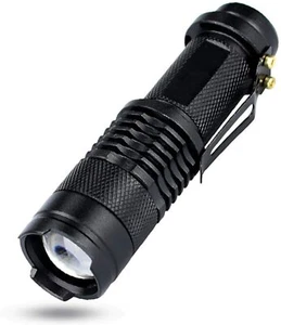 MINI TORCIA TATTICA MILITARE LED CREE 5000 LUMENS CON ZOOM RICARICABILE - Foto 1 di 6