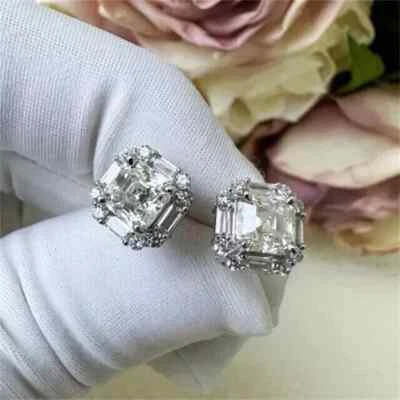 Aretes para mujer con diamantes creados en laboratorio de corte Asscher de 2 quilates enchapados en oro blanco de 14 quilates Foto 1 de 3