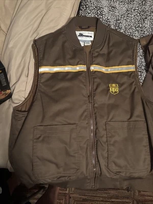 G.A. Rivers UPS Uniform Vest Jacket Large Thinsulate Liteloft  Vintage - Image 1 of 4