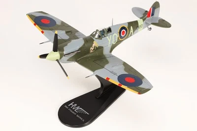 HA7862 Hobby Master Spitfire Mk V 1/48 Modelo EN921 RCAF Nº401 Sqn Foto 1 de 2