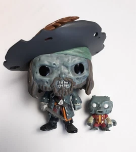 CURSED BARBOSSA WITH MONKEY FUNKO POP FIGURE PIRATES OF THE CARIBBEAN - Picture 1 of 1