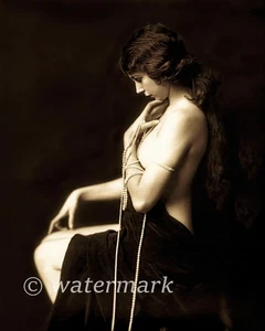 Ziegfeld Girl Glamour Photo – 8x10 - Vintage 1920s Flapper Era - Picture 1 of 1