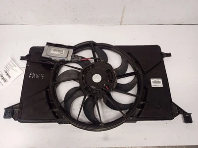 Conjunto de motor ventilador radiador de refrigeración de Ford Focus 2013 9995685 Foto 1 de 4