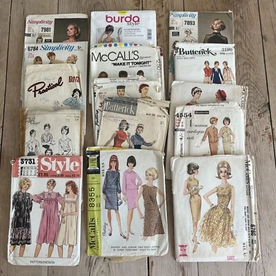 15 Vintage Retro Dress Jacket Nightwear Tops 60s 70s Used Ladies Cut Pattern - Image 1 of 4