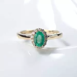 14k Gelbgold Natürliches Grün Smaragd Und Diamanten Damen Verlobungsring - Bild 1 von 5