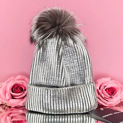 Sombrero Adrienne Landau Gorro Piel de Zorro Plateado Pom Real Natural Metálico Exterior! Foto 1 de 4
