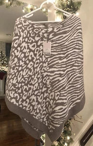 Neu mit Etikett Barefoot Dreams COZYCHIC ultraleichtes Meeresbrise Poncho grau 118 $ neu - Bild 1 von 6