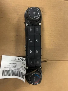 15 GMC SIERRA 1500 Heater A/c Control - Picture 1 of 3
