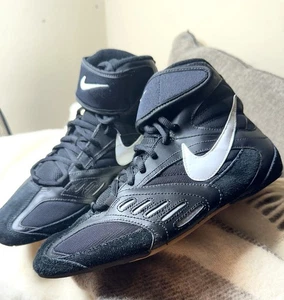 Scarpe vintage Nike Sidesweep V Wrestling Takedown da uomo taglia 8,5 nere 309147-012 - Foto 1 di 9