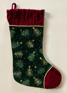 Christmas Velvety Stocking Decorated Trees w/ Stars Glitter Applique - Bild 1 von 8