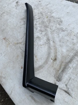 03-09 Hummer H2 conductor delantero izquierdo guardabarros acampanado OEM negro moldura rueda bien Foto 1 de 4