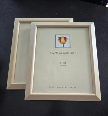 (LOTE DE 2) 8x10 BLANCO Biselado Caballete Respaldo Marco de Fotos COLECCIÓN DANIELS W4308W Foto 1 de 4