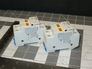 USCC21 Lot of 2 Ferraz Shawmut Ultrasafe Fuse Holder D217008 600VAC 30A - Picture 1 of 5