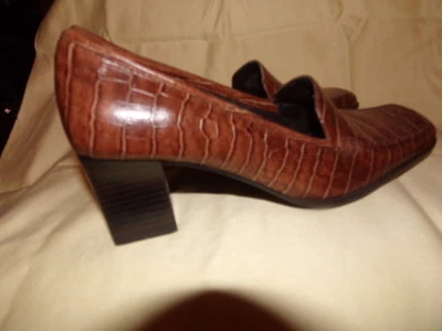 Womens Brown Shoes - Image 1 of 4