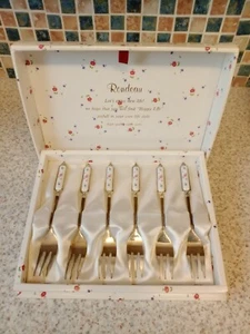 Floral pink rose Pattern Porcelain Cake Forks In Box By Rondeau stainless japan - Picture 1 of 4