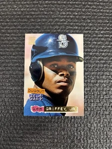 1994 Topps Stadium Club Baseball Dugout Dirt Ken Griffey Jr #7 NM-MT+ HOF - Picture 1 of 2