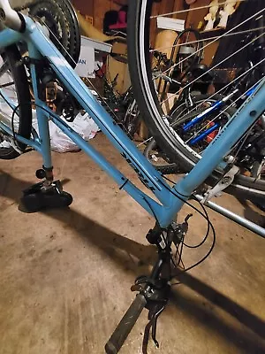 trek 820 sky blue mountain bike 26" rims - Image 1 of 2