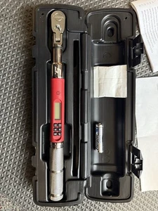 1/4" Drive TechAngle® Flex-Head Micro Torque Wrench (4-100 in-lb) - Picture 1 of 6