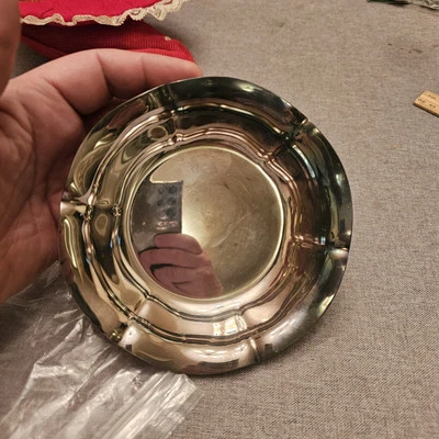 Cuenco redondo enchapado en plata Reed and Barton, patrón Salem 1600, 6" de diámetro Foto 1 de 4