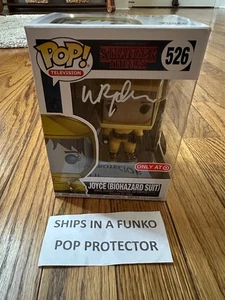 Funko Pop TV Stranger Things "Joyce Biohazard Suit" 526 Winona Ryder AUTO SWAU - Picture 1 of 9