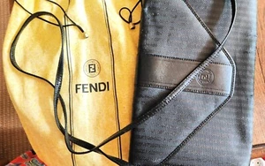 FENDI Vintage Tasche – Schwarz – Unbenutzt – Wie Neu! - Bild 1 von 5