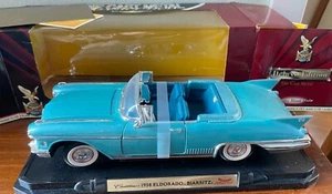 ROAD SIGNATURE 1/18 CADILLAC ELDORADO BIARRITZ 1958  MINT IN BOX - Foto 1 di 7