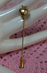 Vintage Apple Stick Pin Stickpin Gold Metal - Picture 1 of 9
