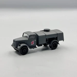Opel Blitz II World War fuel tanker scale 1/87 (H0) - Picture 1 of 5
