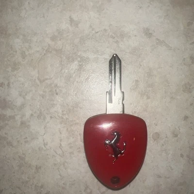 Llavero remoto Ferrari 458 Italia FF 599 GTB California 2009-2014 Foto 1 de 4