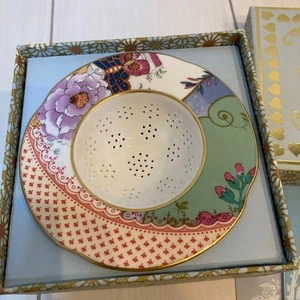 Wedgwood Butterfly Bloom Tea Strainer Bone China England - Picture 1 of 4
