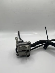 SUZUKI GS500F 2004-2009 MONTAJE SISTEMA DE INDUCCIÓN DE AIRE 18450-10F03 - Imagen 1 de 3