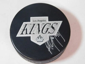 Upper Deck UDA Paul Coffey Signed LA Kings NHL Hockey Puck with box, pouch & COA - Picture 1 of 18