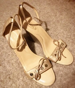 TOD'S Gold leather sandal wedge heels size 39.5/UK 6.5 - Picture 1 of 10