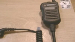 MOTOROLA PMMN4106 BLACK w/ CHANNEL KNOB XE500 REMOTE SPEAKER MICROPHONE APX - Zdjęcie 1 z 4