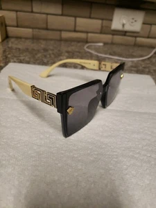 Vintage? Versace Medusa Aeternitas? Sunglasses 2210 62 12-142 Italy Charm - Picture 1 of 21