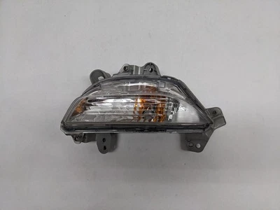 Faro antiniebla izquierdo conductor Mazda 3 2014-2016 Foto 1 de 4