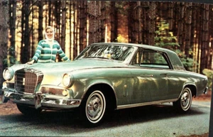 Cartolina Auto Classica 1964 Studebaker Gran Turismo Hawk Foto R Quinn Collezione - Foto 1 di 2