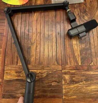 Bras De Micro Logitech Et Micro Yéti Logitech  - Photo 1/4