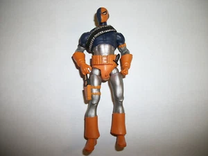 Figura Batman DEATHSTROKE de 3,75" Mattel DC Infinite Heroes - Imagen 1 de 1