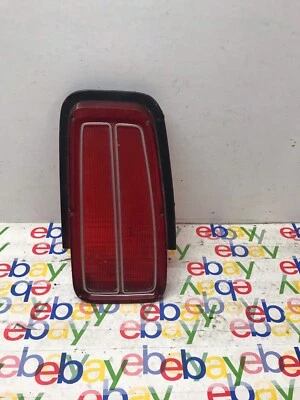 1974 1975 CHRYSLER NEWPORT NEW YORKER TOWN COUNTRY RIGHT TAIL LIGHT LENS 74 75 - Image 1 of 4