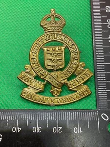 Original WW1 / WW2 Royal Canadian Army Ordnance Corps Cap Badge - Picture 1 of 6