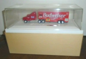 NEW 1997 MATCHBOX BUDWEISER "KING OF BEERS" TRACTOR TRAILER SHOWCASE, 1 0F 2500 - Picture 1 of 6