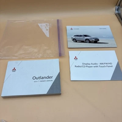 2014 Mitsubishi Outlander Manual do Proprietário, Display de Áudio, Manual, Capa Plástica - Imagem 1 de 4